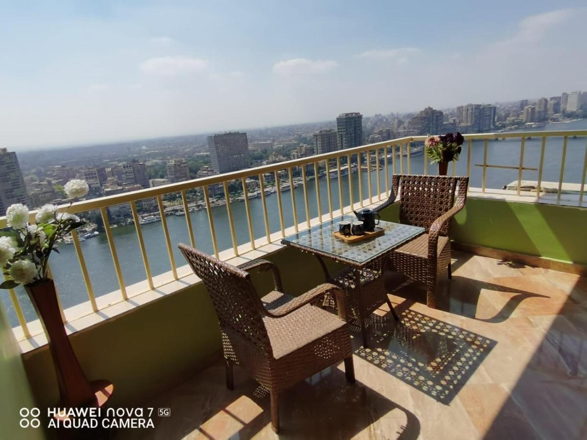 Pyramids Nile Tower Hotel Cairo Exterior photo